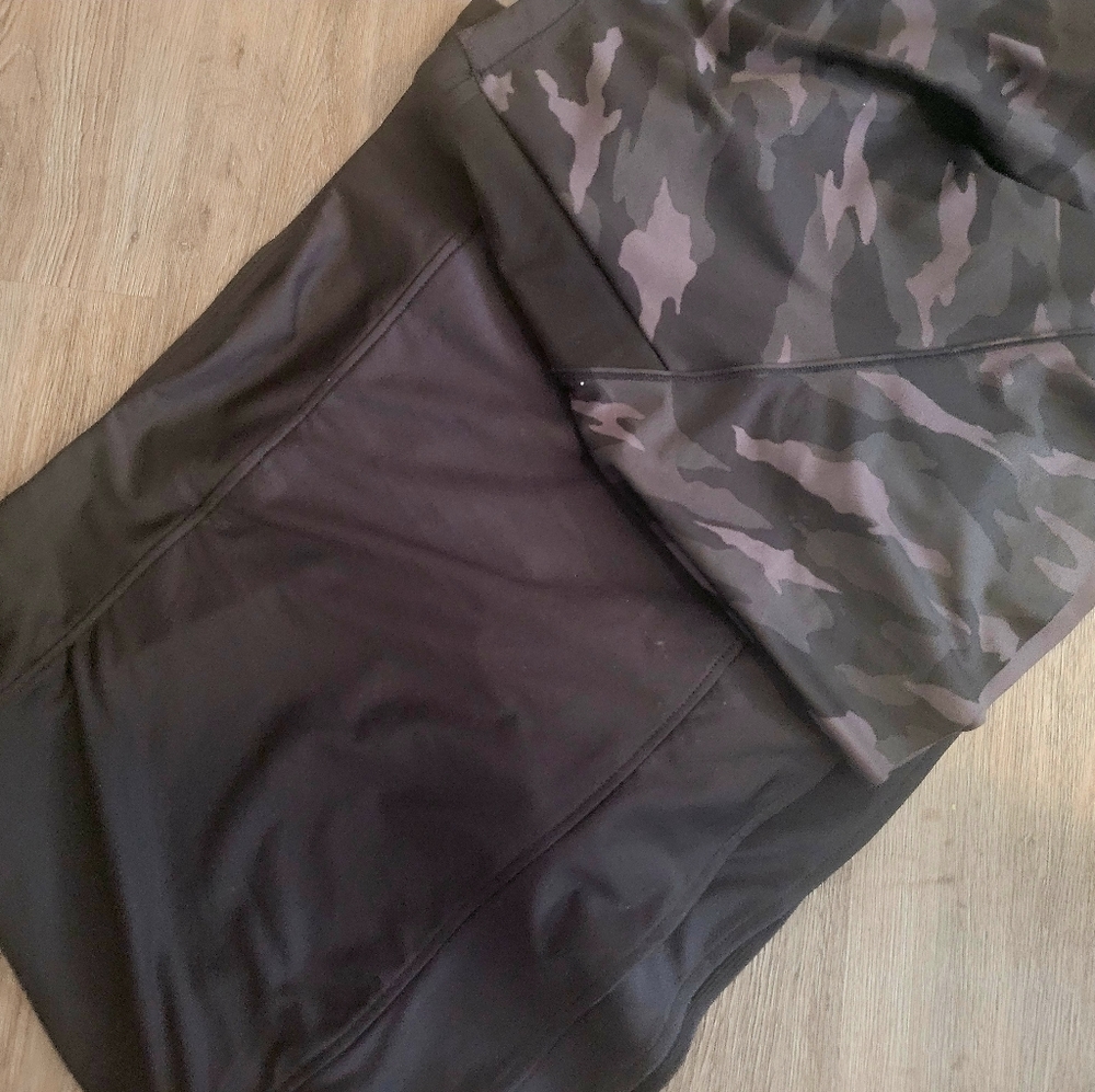 2 SKORTS - Picture 2 of 4